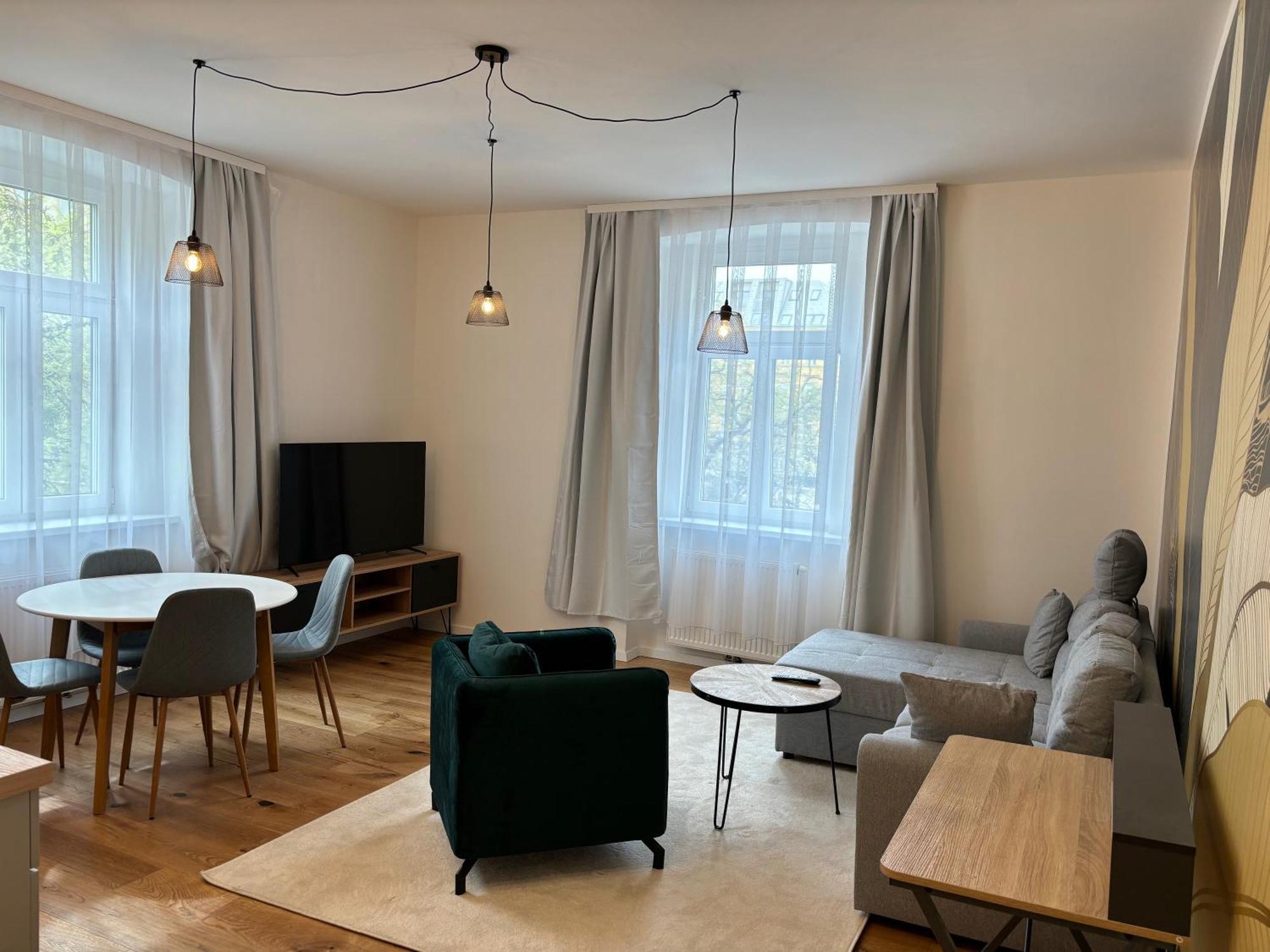 Altbauwohnung Mit Charme - Selbst Check In - Queensize Bett Vienna Esterno foto